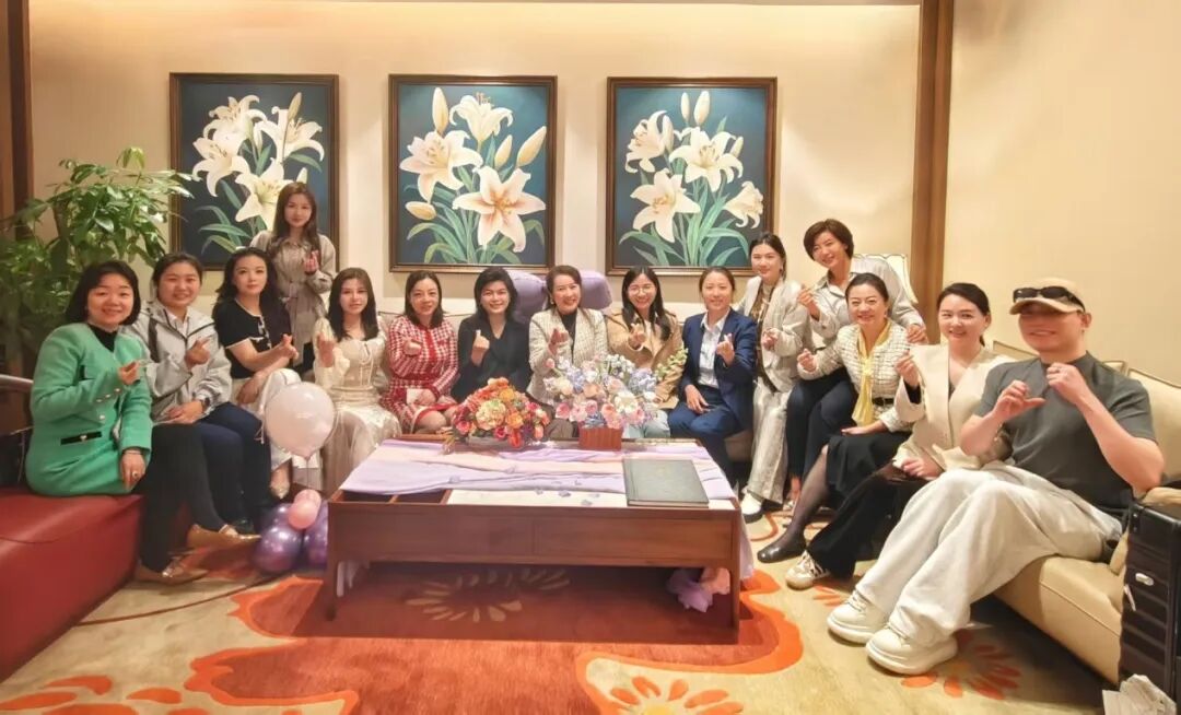 巾帼聚智 共启新程｜深圳市专精特新女企业家晚宴圆满举办